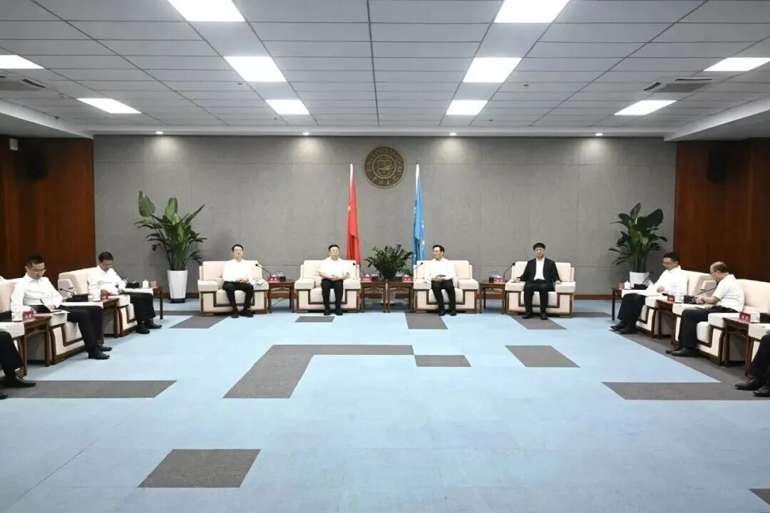8月27日